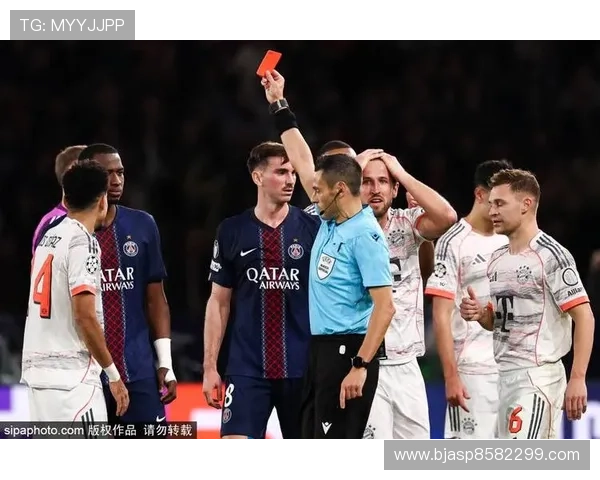 巴黎官方确认杜埃右大腿肌肉受伤预计缺阵数周影响球队阵容