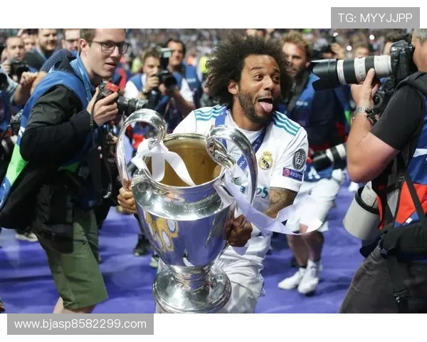 马塞洛自述:左后卫的前锋灵魂与对传奇身份的淡然态度