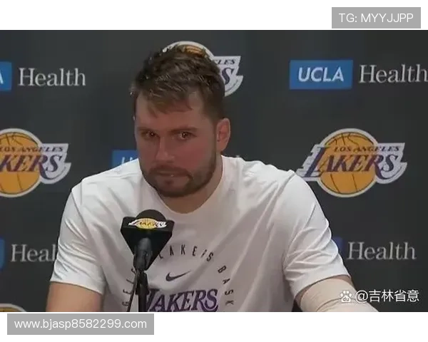 东契奇谈球队默契：全力以赴的拼搏精神让比赛更具乐趣